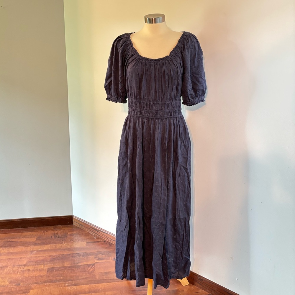 EUC Old Navy Puff-Sleeve Embroidered Midi Dress Volcanic Glass M Tall